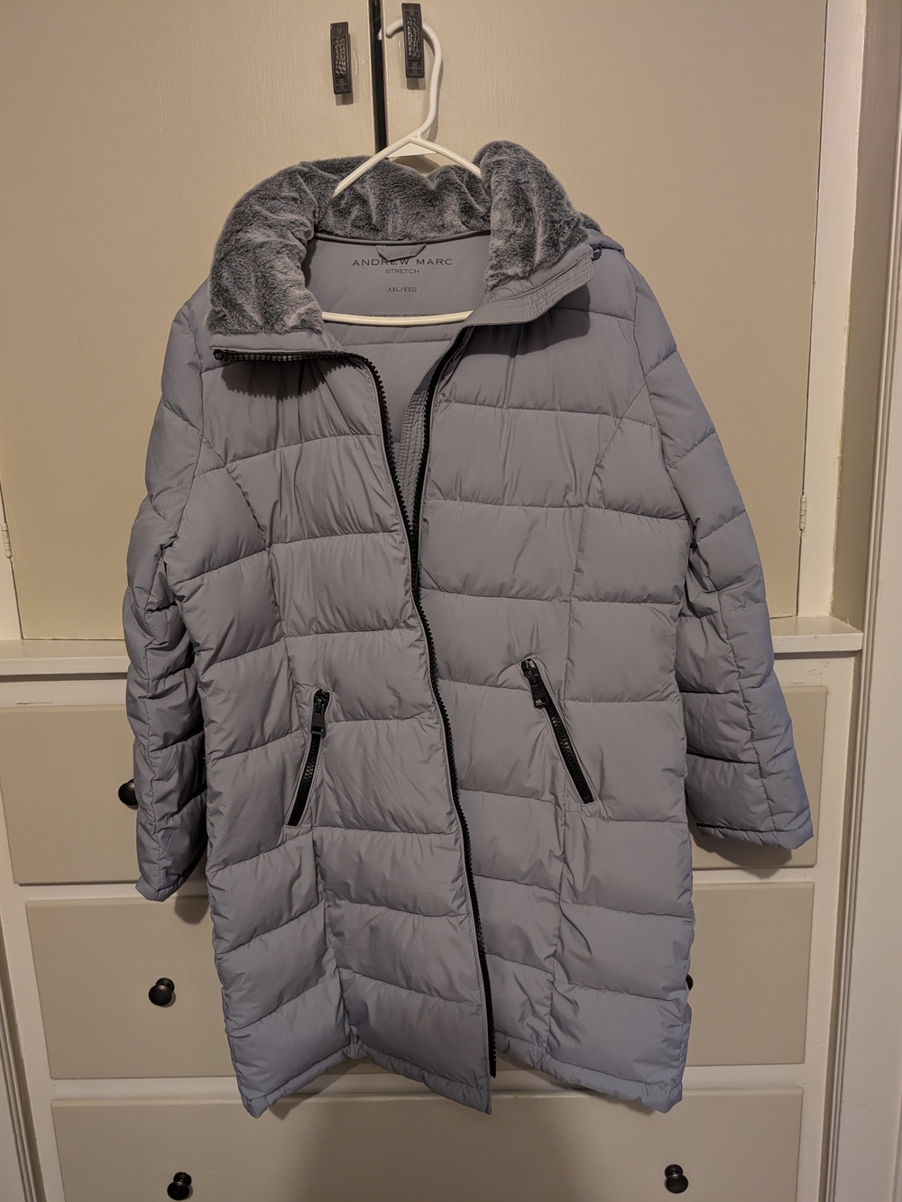 Anne Klein Light Gray Quilted Puffer Coat with Faux-Fur Trim